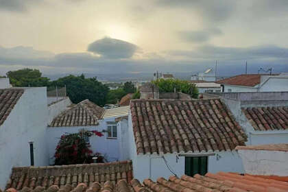 House for sale in San Roque, Cádiz. 