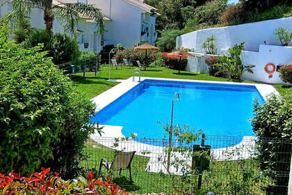 Apartment for sale in Torrequebrada, Benalmádena, Málaga. 