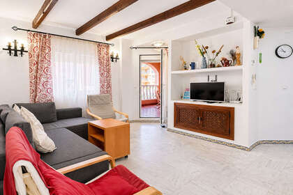 Apartment for sale in Playa de los Locos, Torrevieja, Alicante. 