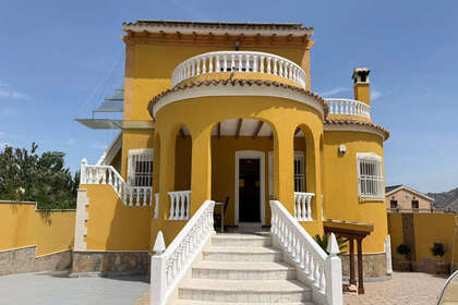 Cluster house for sale in Orihuela, Alicante. 