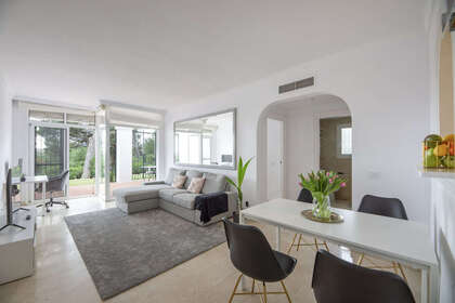 Apartment for sale in Benahavís, Málaga. 