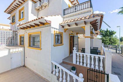 Apartment for sale in Orihuela-Costa, Alicante. 