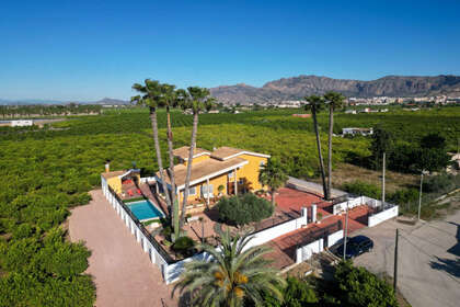 Cluster house for sale in Orihuela, Alicante. 