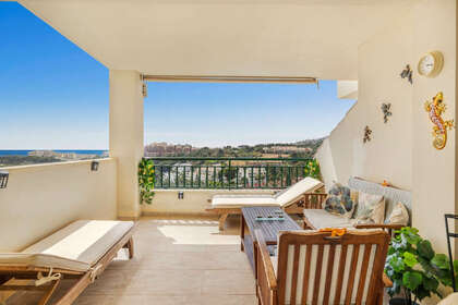 Apartment for sale in Torrequebrada, Benalmádena, Málaga. 