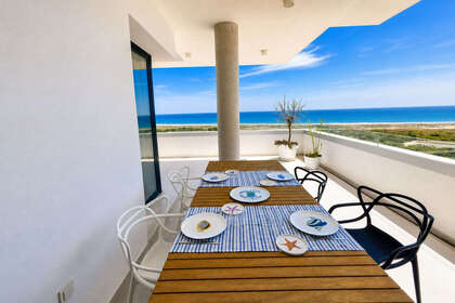 Apartment for sale in Alcaidesa, Línea de la Concepción (La), Cádiz. 