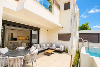 House for sale in Cala Del Moral, La, Málaga. 