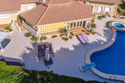 Klynge huse til salg i Cabo Roig, Alicante. 