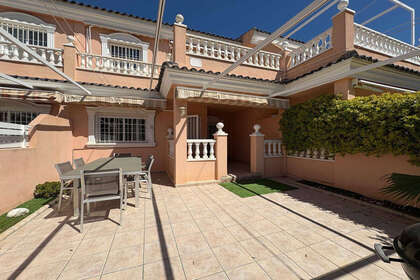 House for sale in Alicante/Alacant. 