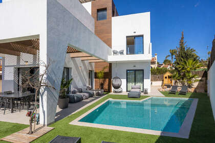 Cluster house for sale in Ciudad Quesada, Rojales, Alicante. 