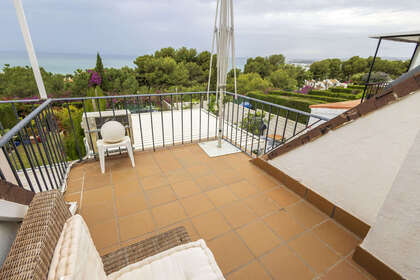 House for sale in Estepona, Málaga. 