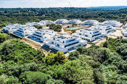 Apartment for sale in Sotogrande, Cádiz. 