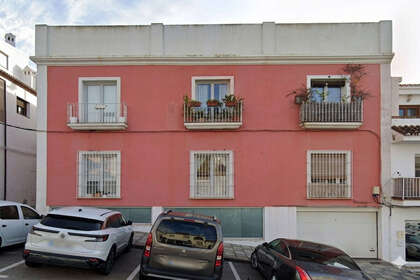 Apartment for sale in Pueblo Nuevo de Guadiaro, San Roque, Cádiz. 