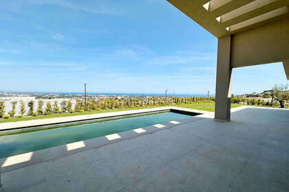 Cluster house for sale in Benahavís, Málaga. 