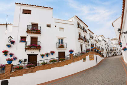 House for sale in Casares, Málaga. 