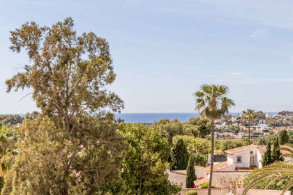 Cluster house for sale in Moraira, Alicante. 