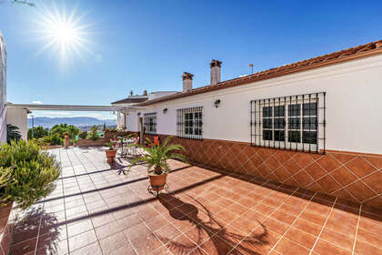 Cluster house for sale in Ciudad Jardín, Málaga. 