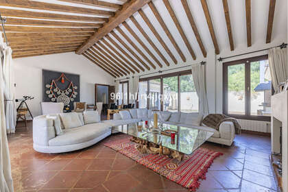 Cluster house for sale in Sotogrande, Cádiz. 