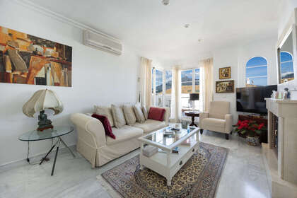 Apartment for sale in Nueva andalucia, Málaga. 