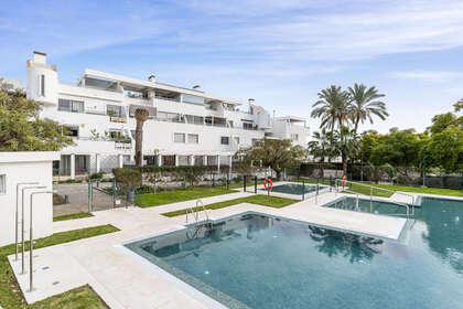 Apartment for sale in Cala Del Moral, La, Málaga. 