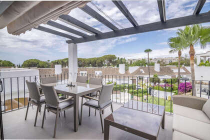 Apartment for sale in Puerto Banús, Málaga. 