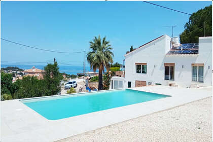Cluster house for sale in Dénia, Alicante. 