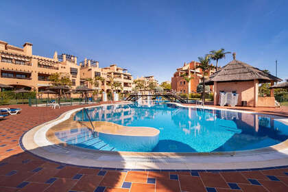Apartment for sale in Puerto Banús, Marbella, Málaga. 