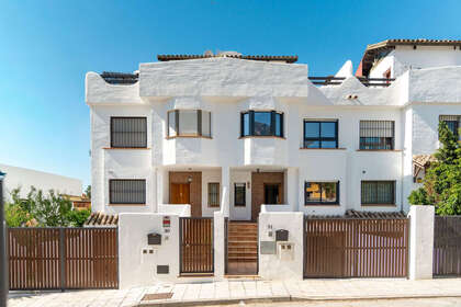 Maison de ville vendre en Nagüeles, Marbella, Málaga. 