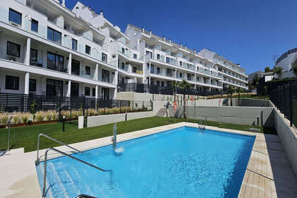 Apartment for sale in Torreblanca, Fuengirola, Málaga. 