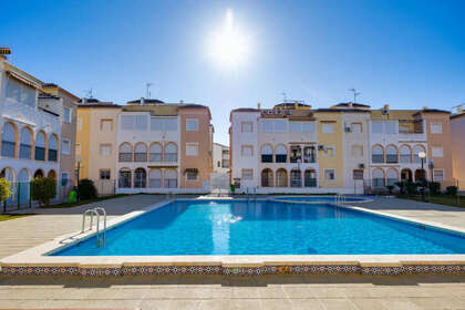 Cluster house for sale in Torrevieja, Alicante. 