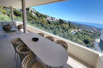 Penthouse for sale in Altos de Los Monteros, Marbella, Málaga. 