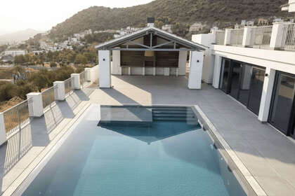 Cluster house for sale in Coín, Málaga. 
