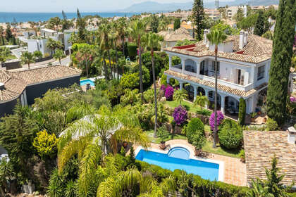 Cluster house for sale in Marbella, Málaga. 