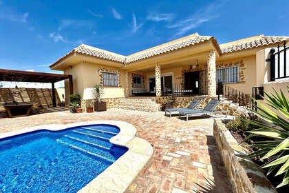 Cluster house for sale in Zenia, La, Alicante. 