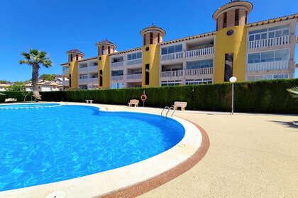 Apartment for sale in Villamartín, Alicante. 