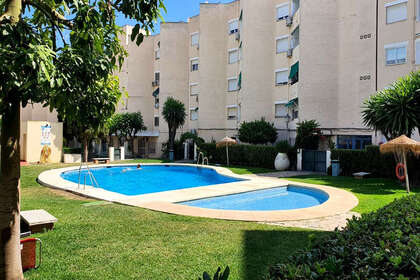 Apartment for sale in Torreblanca, Fuengirola, Málaga. 