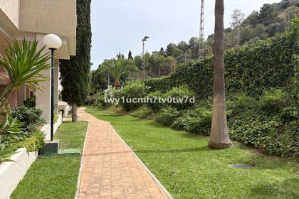 Apartment for sale in El Limonar, Vélez-Málaga. 