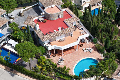 Cluster house for sale in Benahavís, Málaga. 