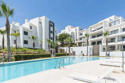 Apartment for sale in Benahavís, Málaga. 