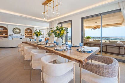 Penthouse for sale in Nueva andalucia, Málaga. 