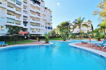 Apartment for sale in Puerto Banús, Málaga. 