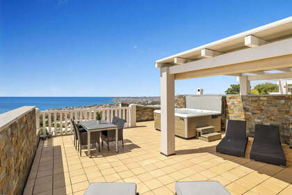 Apartment for sale in Benalmádena, Málaga. 