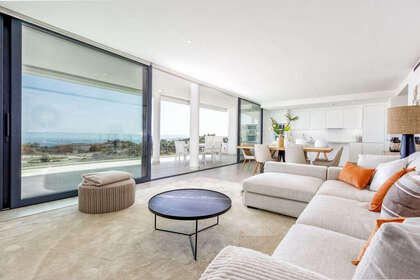 Apartment for sale in Benalmádena, Málaga. 