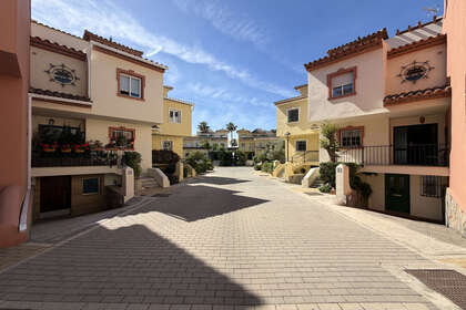 Maison de ville vendre en Estepona, Málaga. 