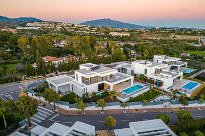 Maison de ville vendre en Cancelada, Estepona, Málaga. 