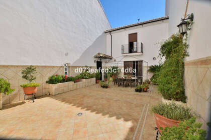 House for sale in Ronda, Málaga. 