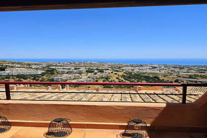 Apartment for sale in Calahonda, Mijas, Málaga. 