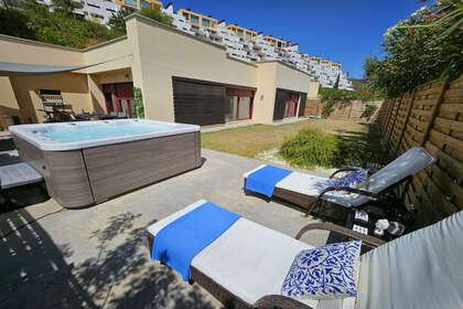 Cluster house for sale in Benahavís, Málaga. 