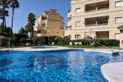 Apartment for sale in Torrequebrada, Benalmádena, Málaga. 