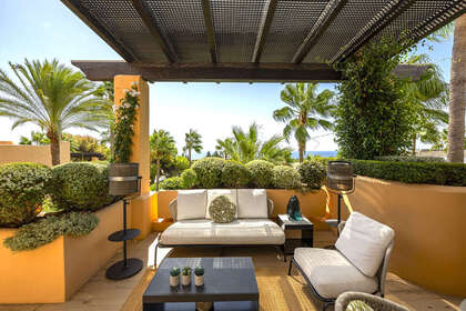 Penthouse for sale in Puerto Banús, Marbella, Málaga. 