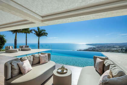 Таунхаус Продажа в Benalmádena, Málaga. 